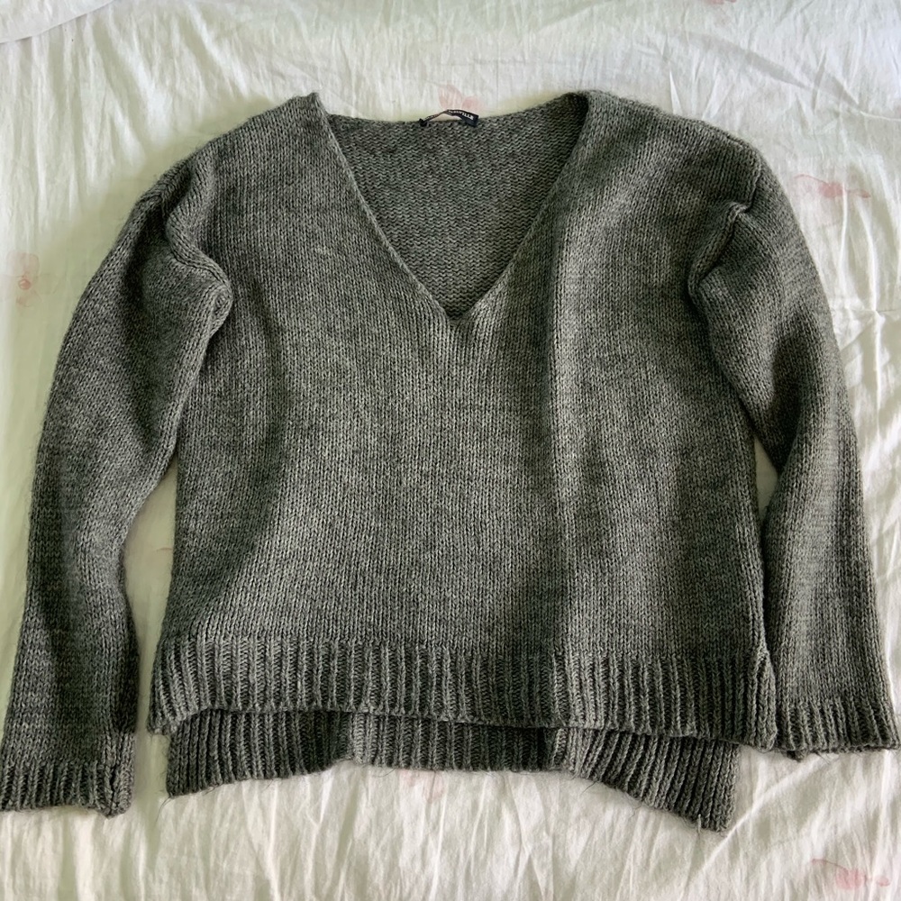 brandy melville v-neck sweater